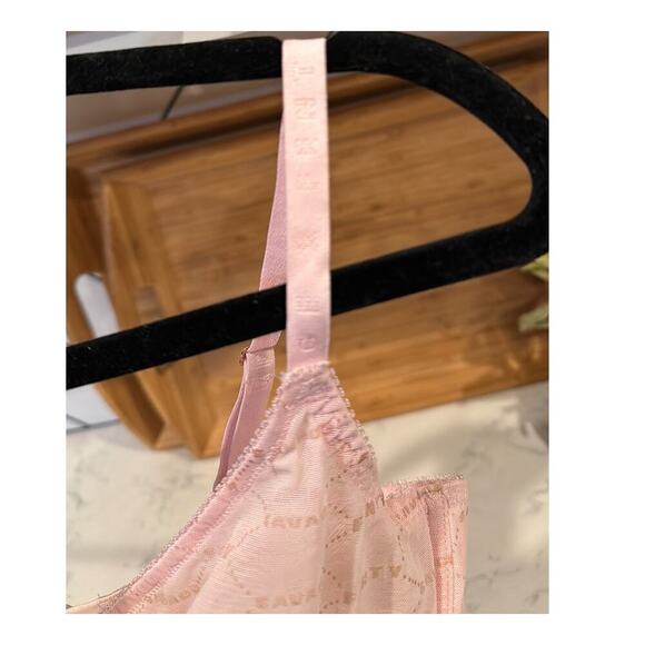 Savage x Fenty flocked logo cotton candy pink sheer with wire bra sexy size 36D - Picture 6 of 8
